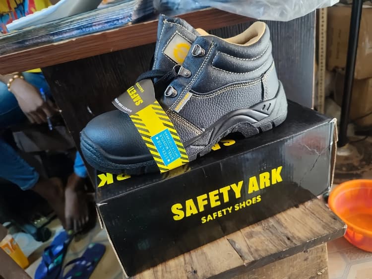 Safety Ark Safety Boots