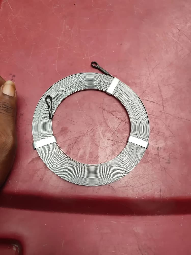 Iron Fishing Tape 20M
