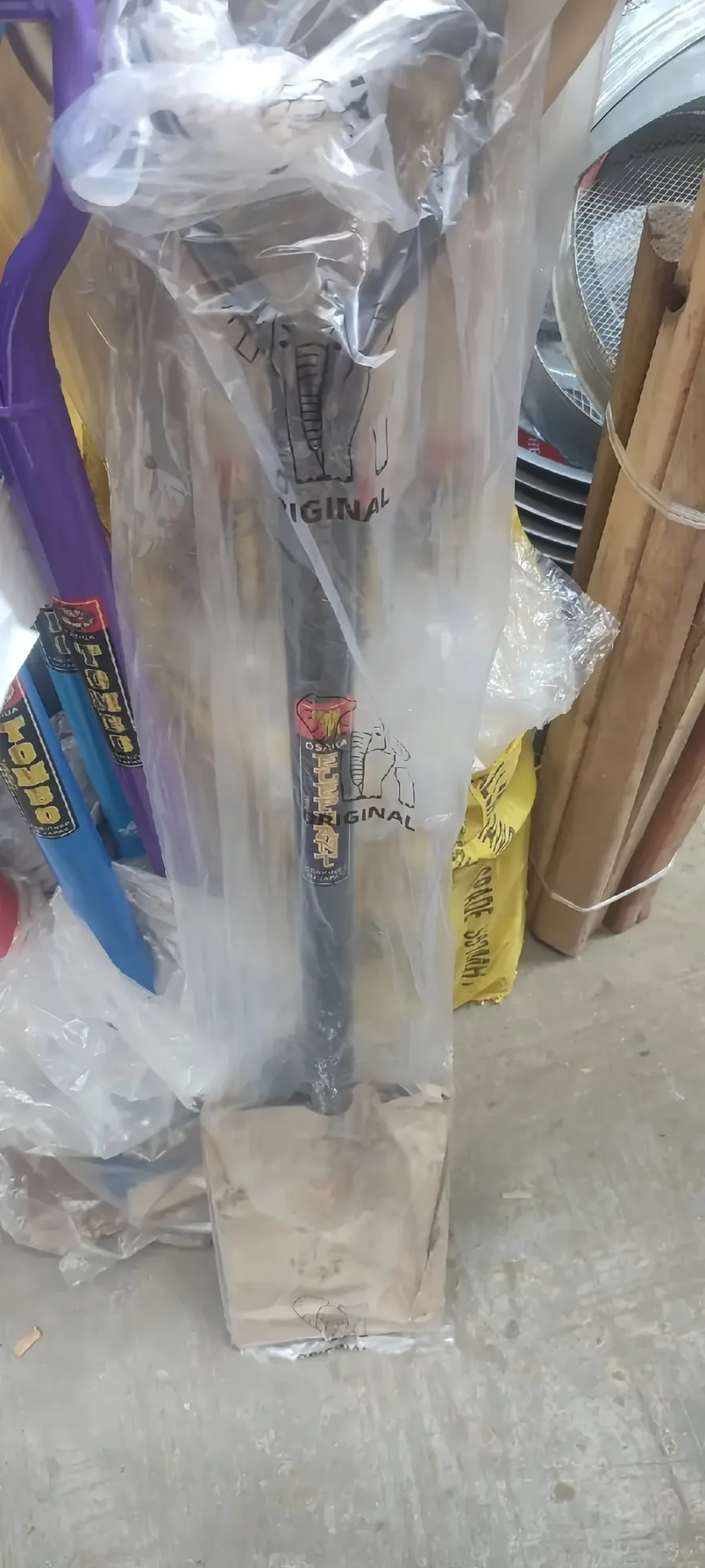 Shovel Straight