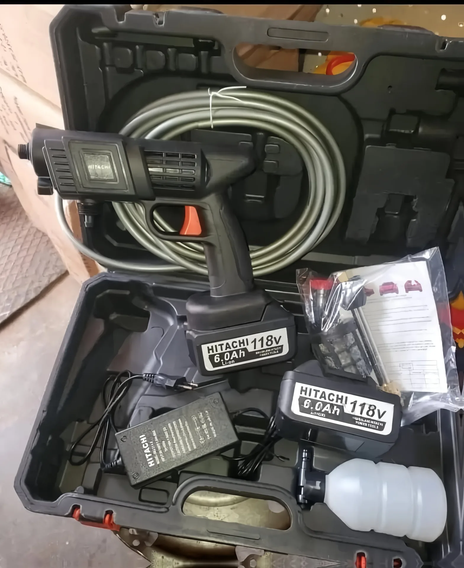 Hitachi Cordless Pressure Washer